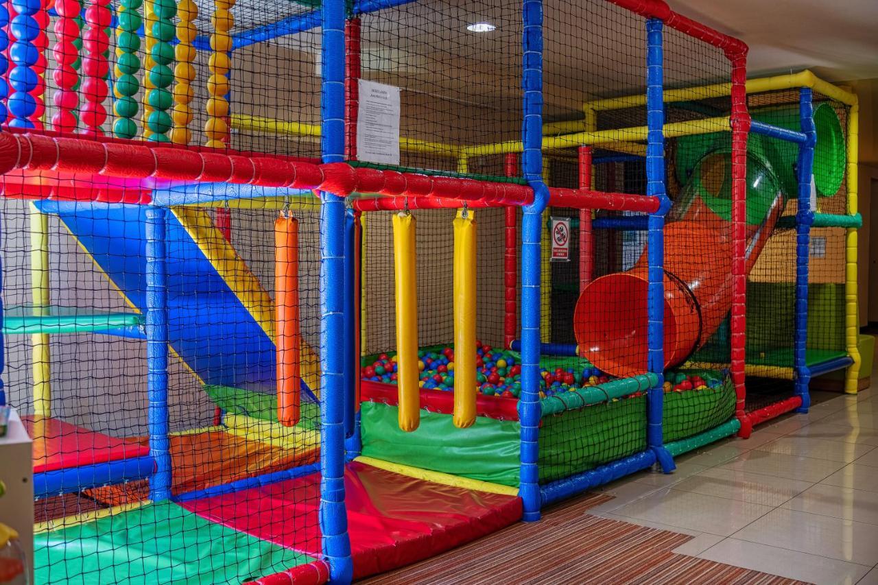 Lesny Apartament Nad Zalewem 凯尔采 外观 照片
