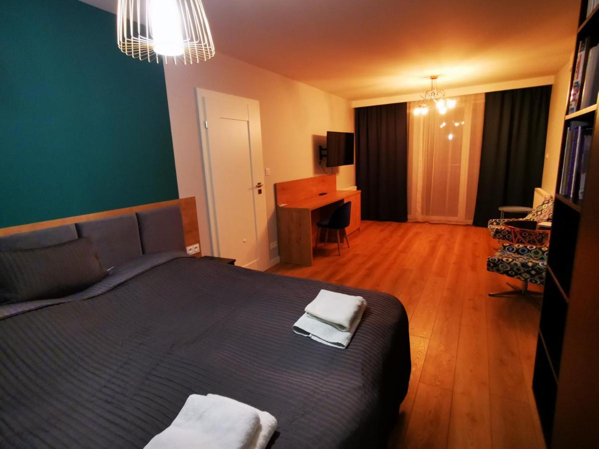 Lesny Apartament Nad Zalewem 凯尔采 外观 照片